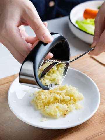 Image of Aplasta Ajos Premium de Acero Inoxidable