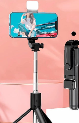 Image of Palo Selfie Tripode Con Bluetooh y Luz Led